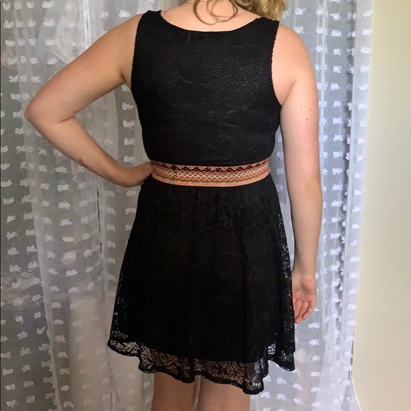 Black Dress with attached belt - Picture 2 of 2